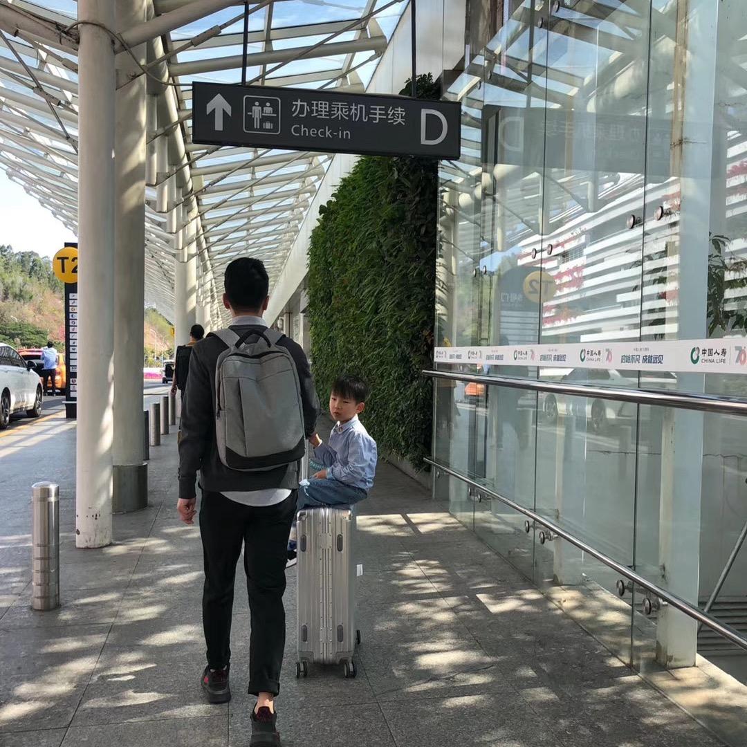 杰哥在路上