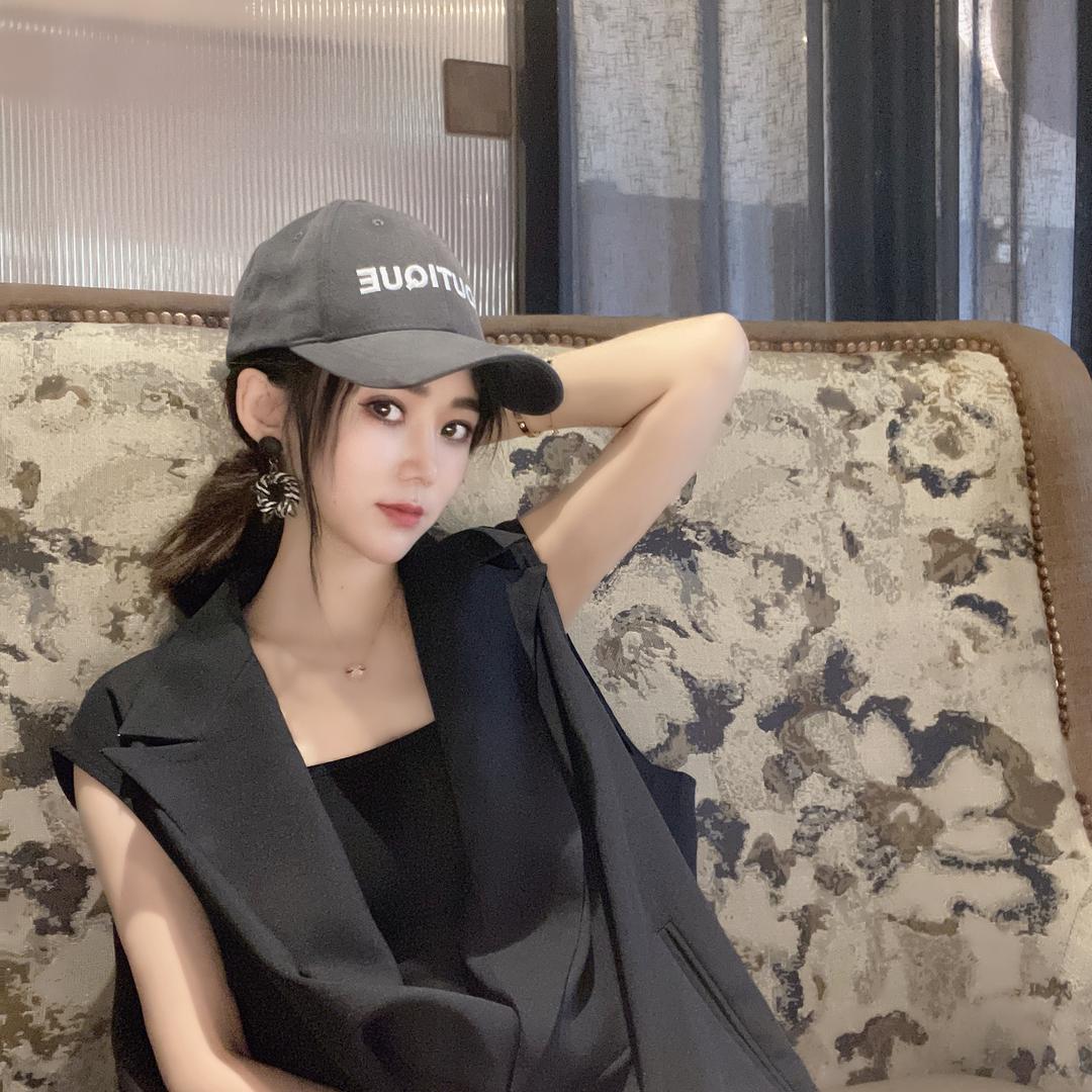 宁乡县她时尚服装店