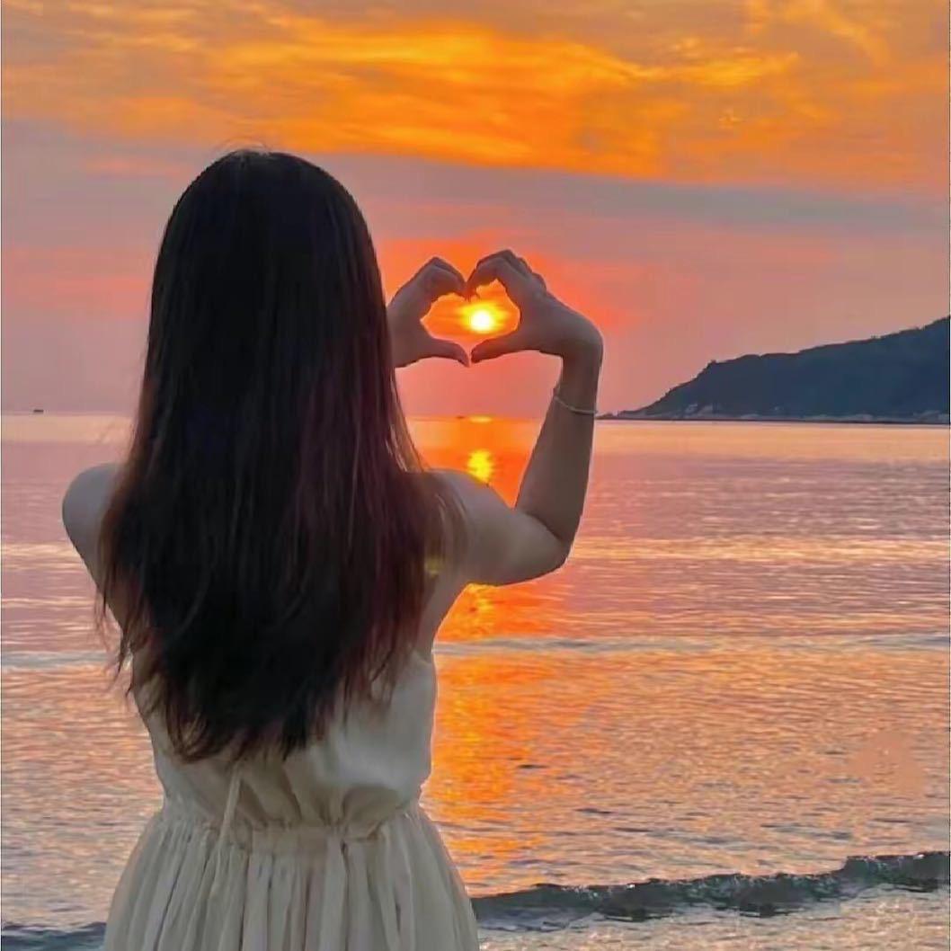 小香爱逛吃