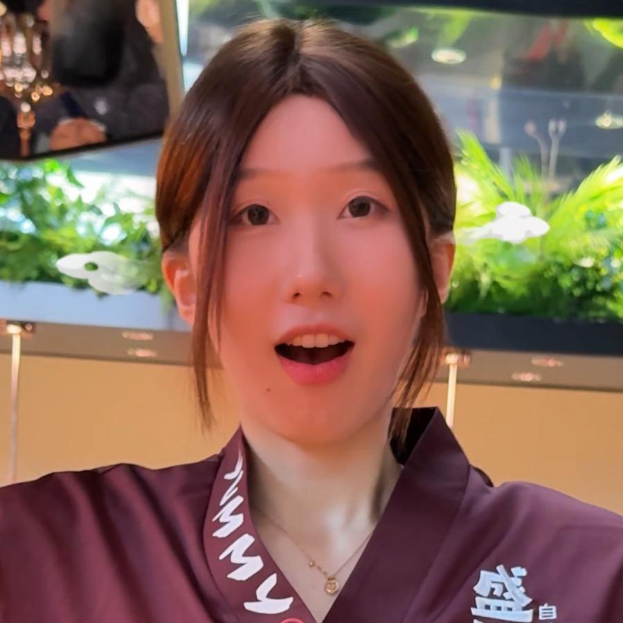 欣怡的海鲜自助烤肉店