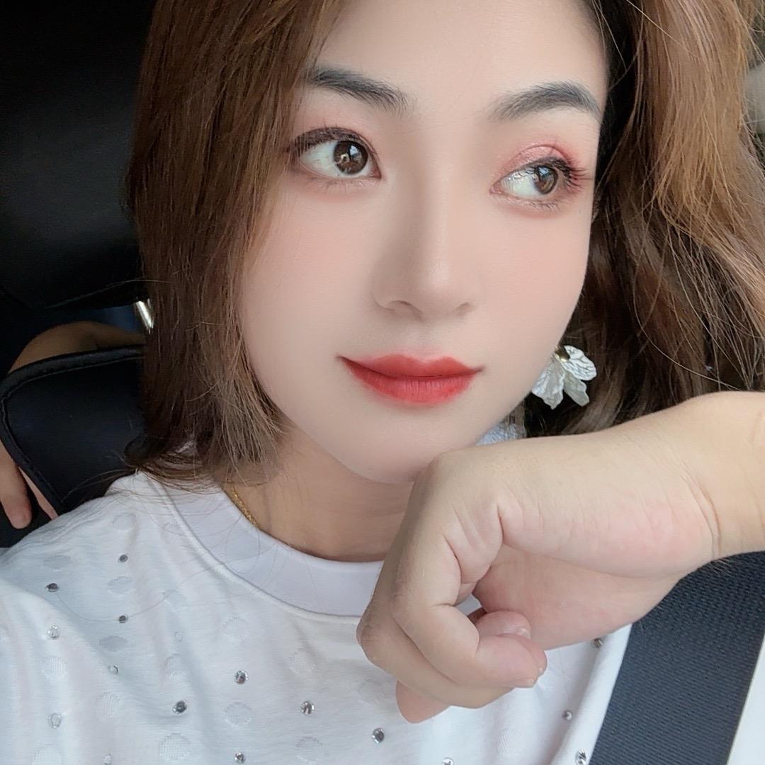 带刺的玫瑰🌹