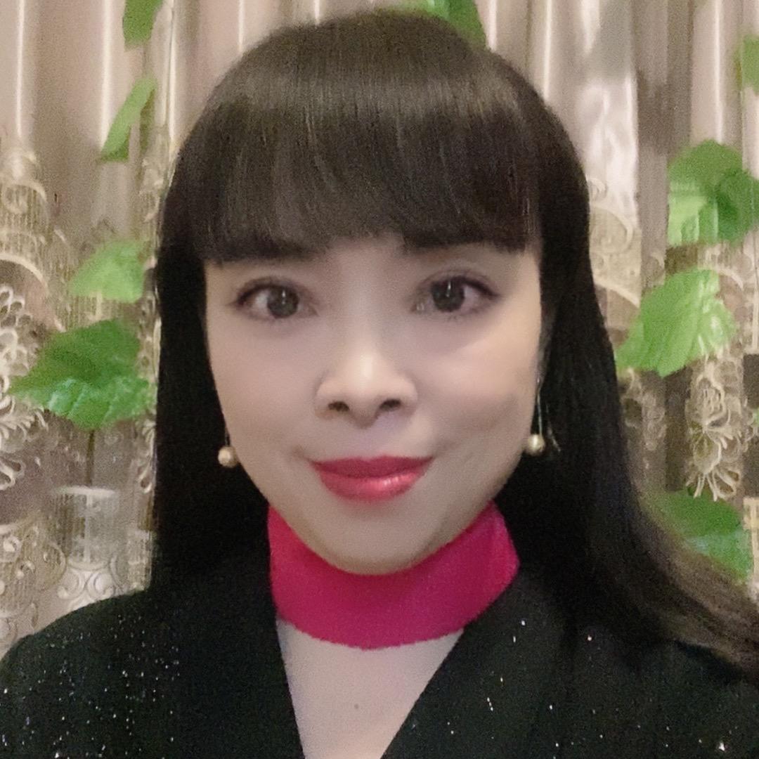 晓晓 （爱曲剧的主持人）