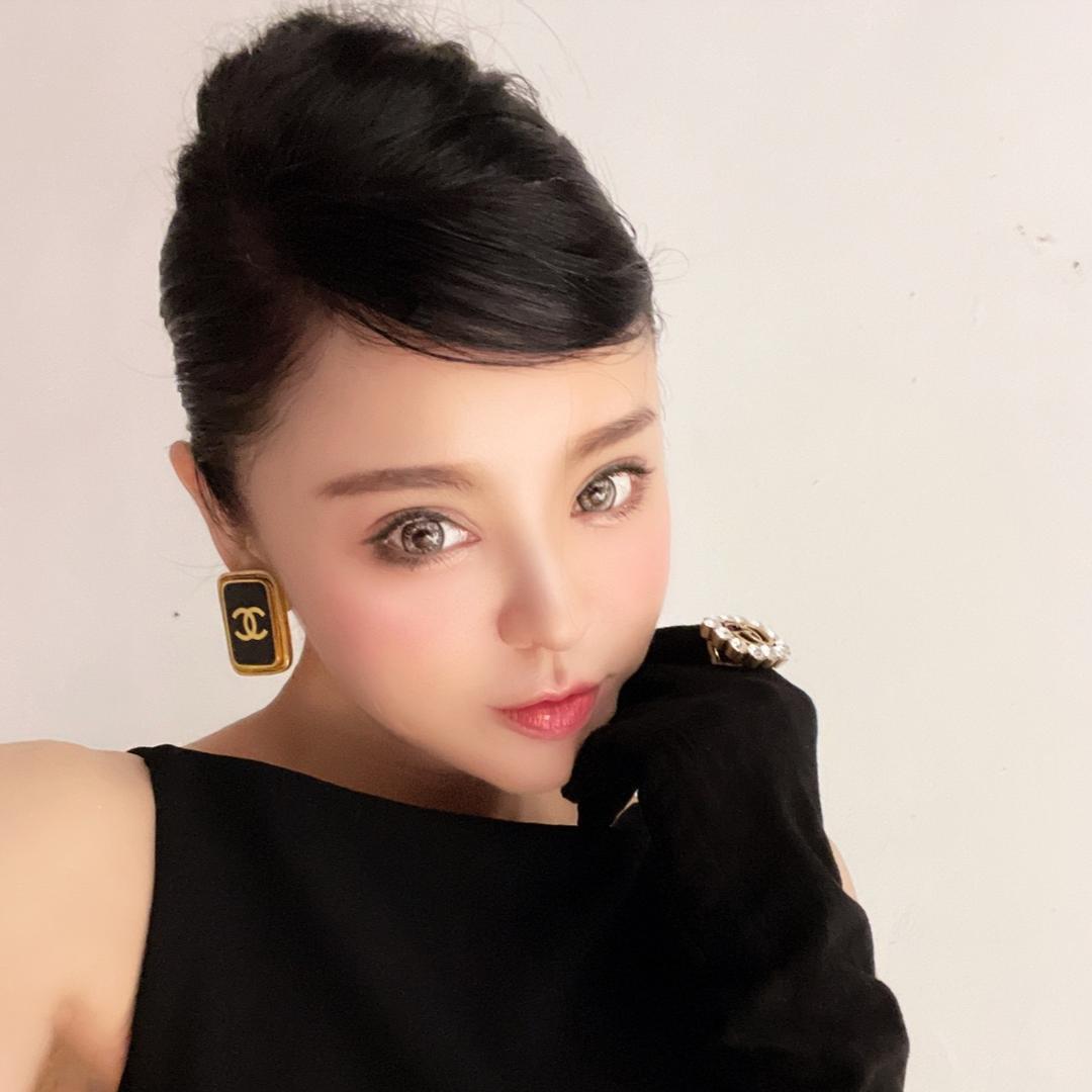 洪小妍Y.an服饰