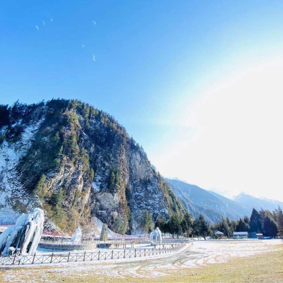 稻田边的乡村咖啡馆