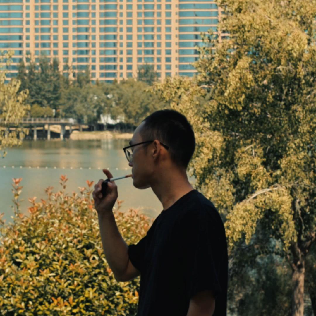 雄的