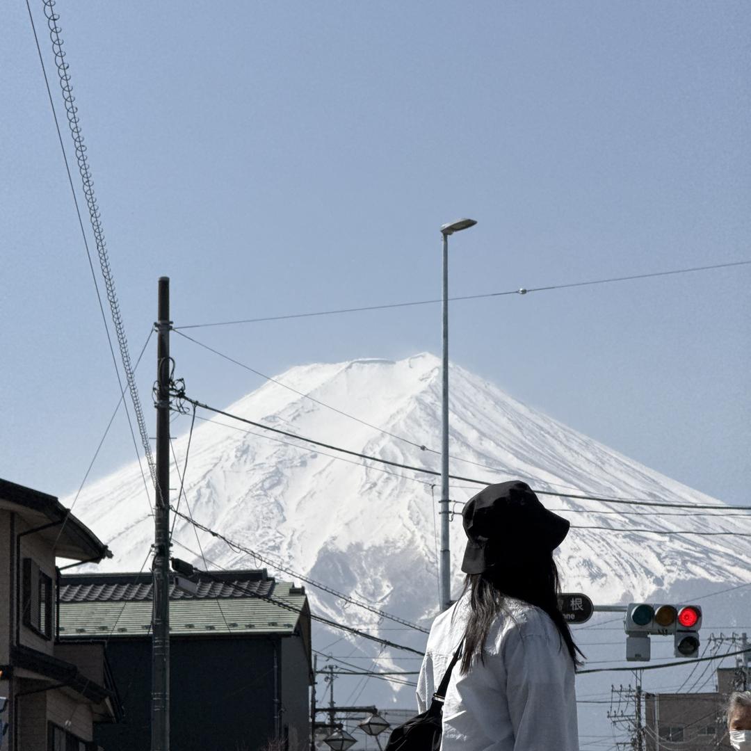 毕毕服装店