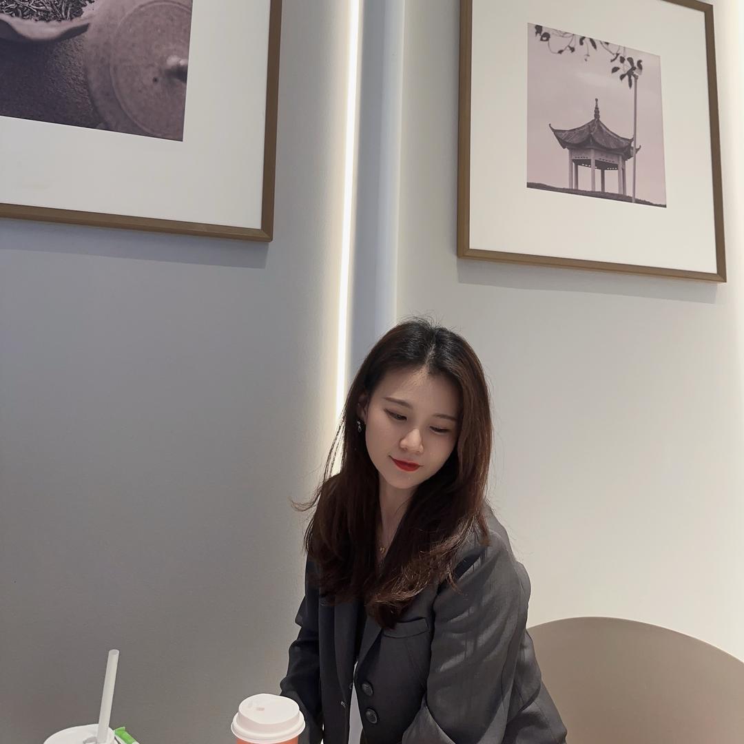卖萌🐶坐牢
