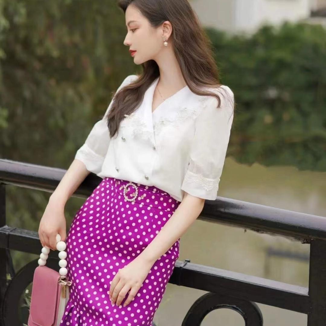 洋洋轻奢服装店