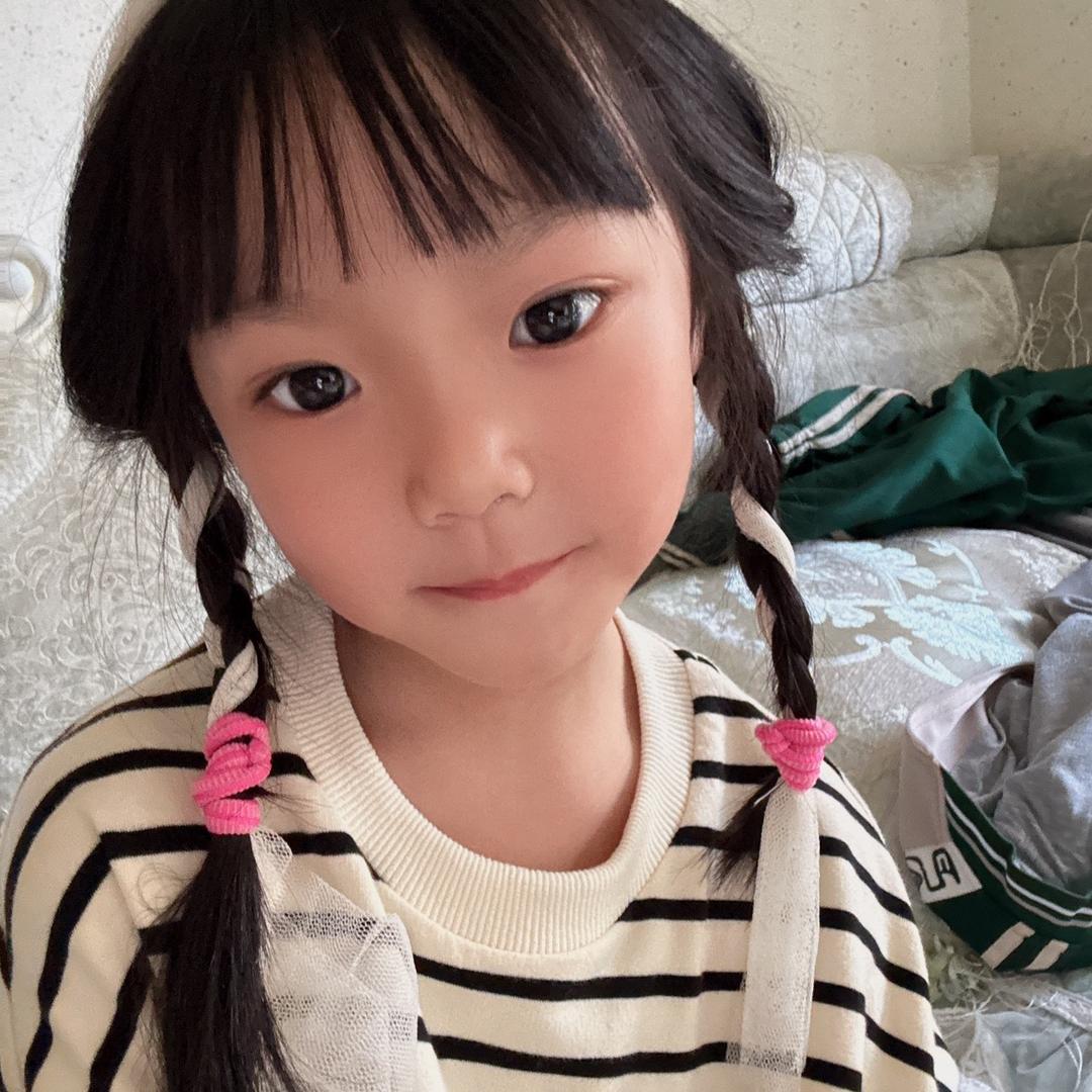 小(˃ ⌑吖 ˂ഃ )头