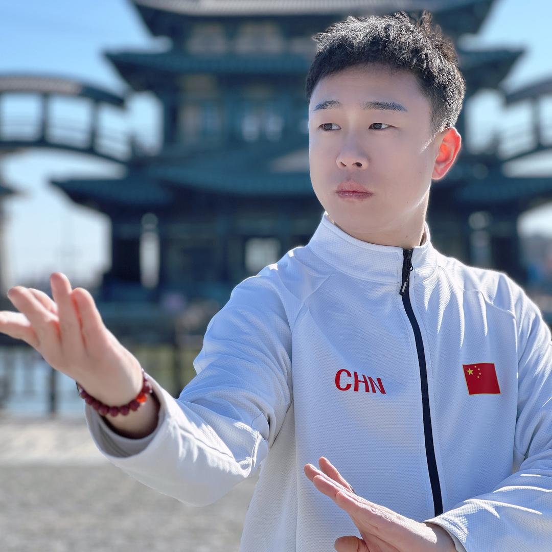 龙教练八段锦