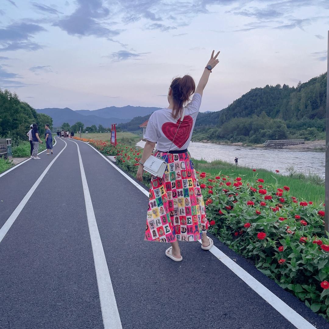 姜小瑶 暖心居民宿