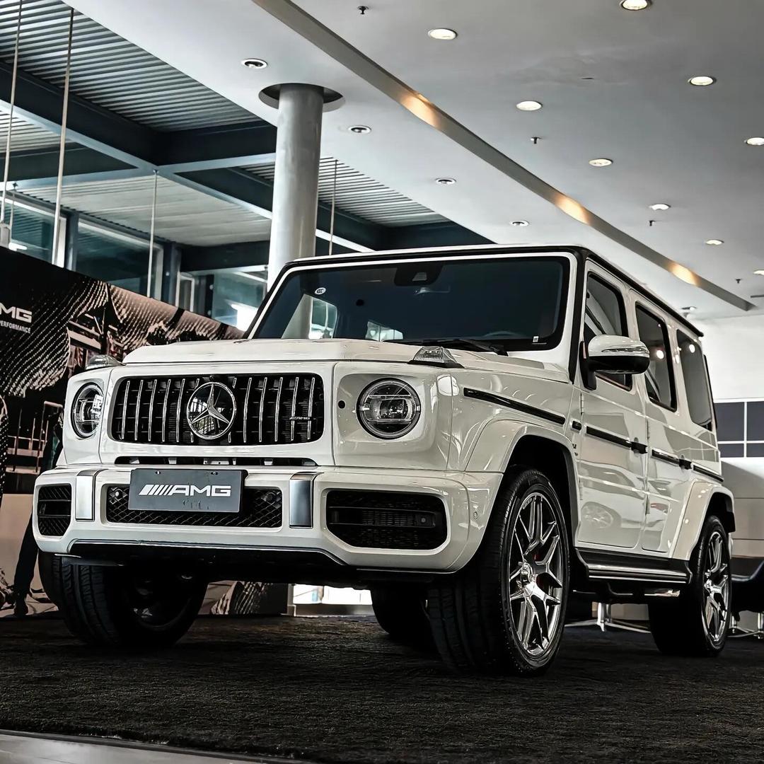 香港🇭🇰奢服外贸_凯