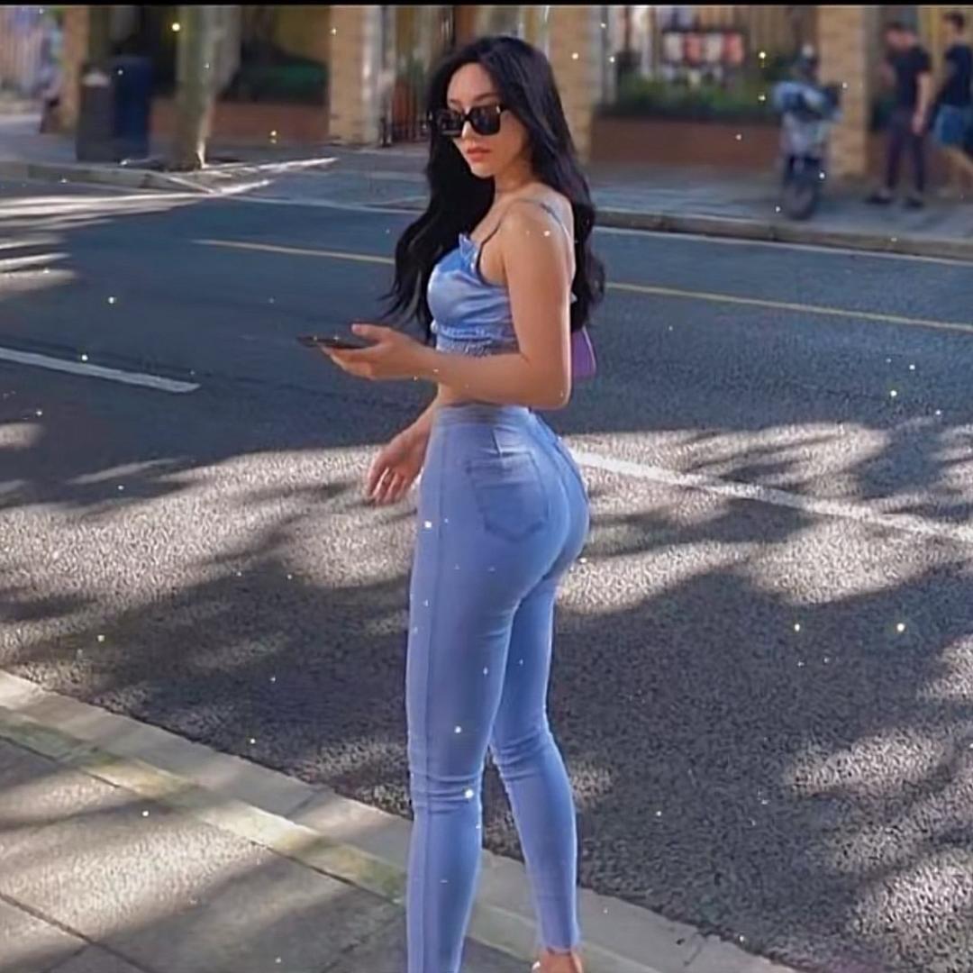 小姐姐 Y