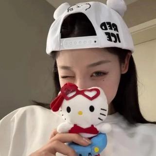 猫猫^