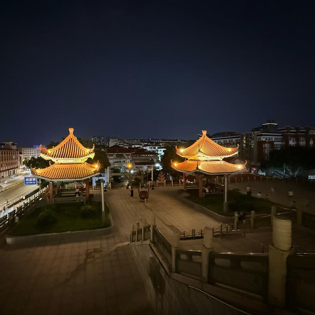 财嘟箱包有限公司