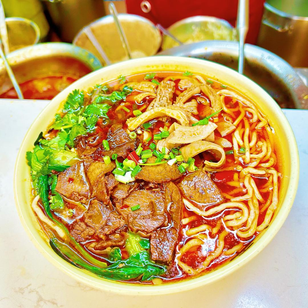 霍记牛杂面胖姐