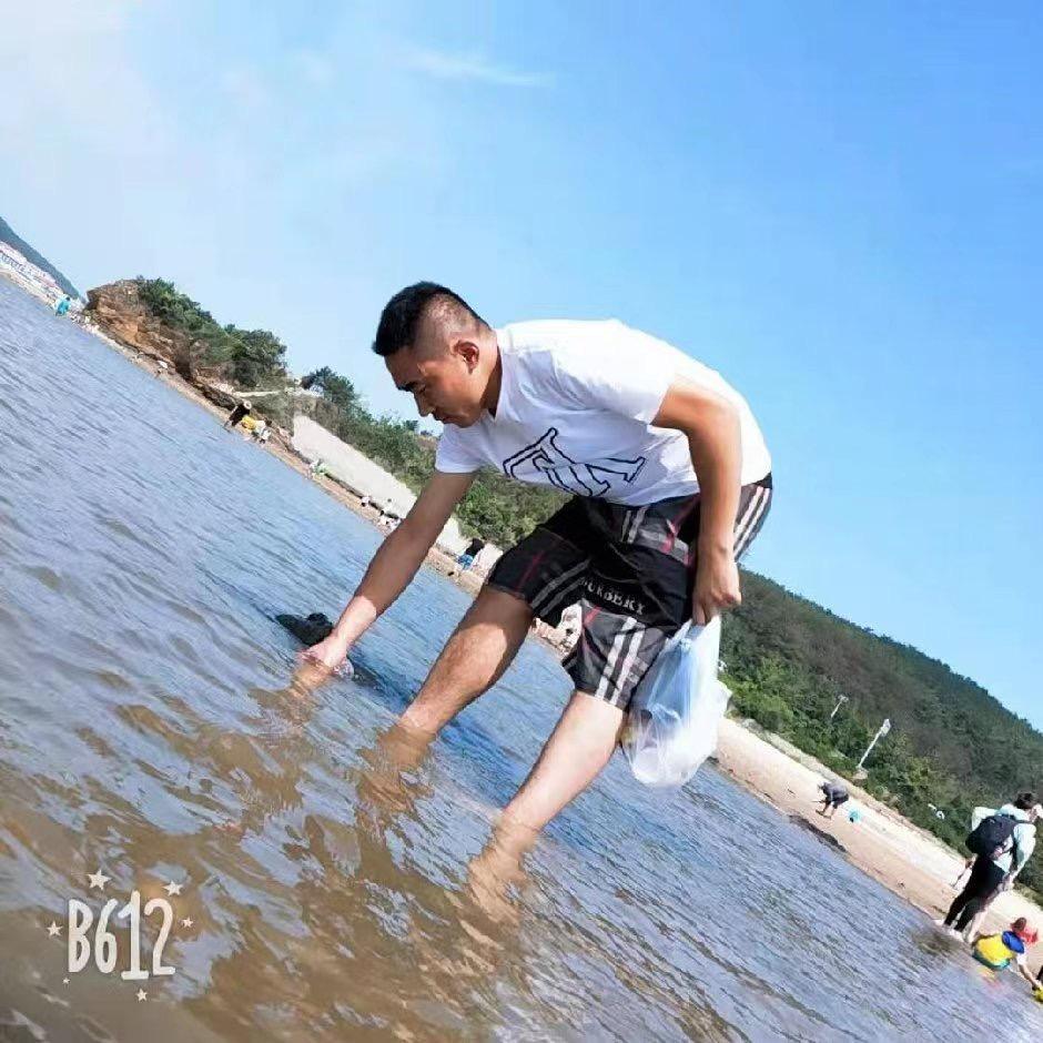 隔壁老王的业余生活