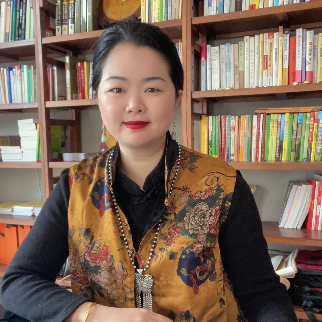 罗盘李师妹