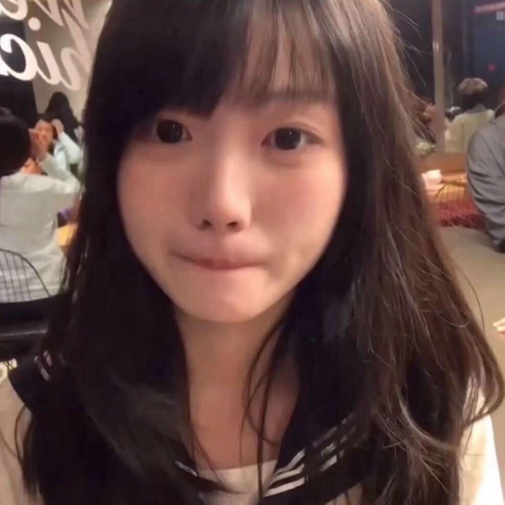 思彤ovo
