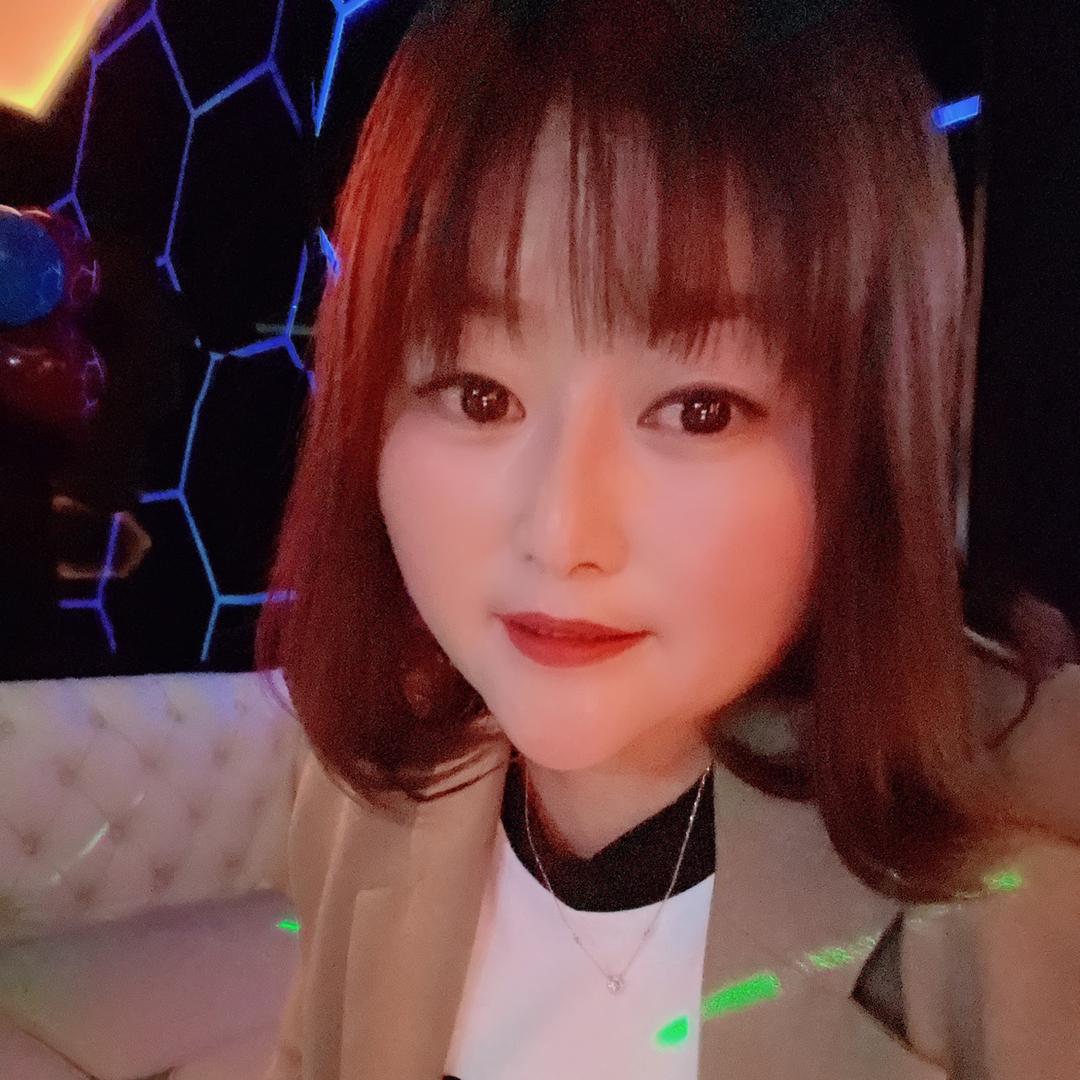 —— 泉 青 °