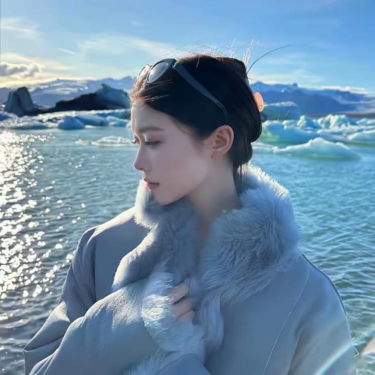 莎莎 💫