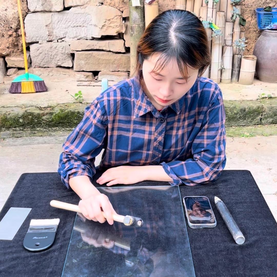 雪儿爱画画