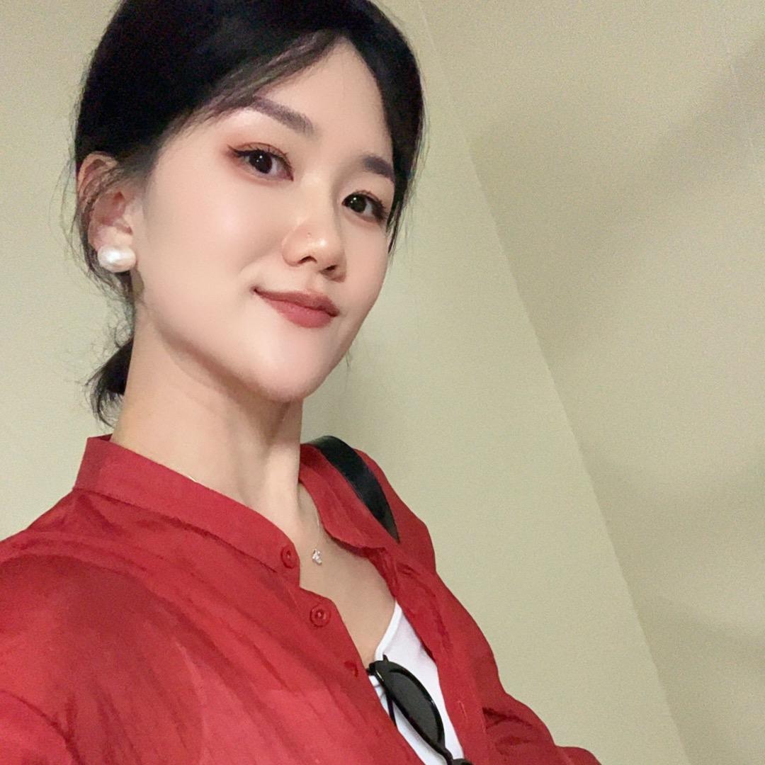 美媛穿搭