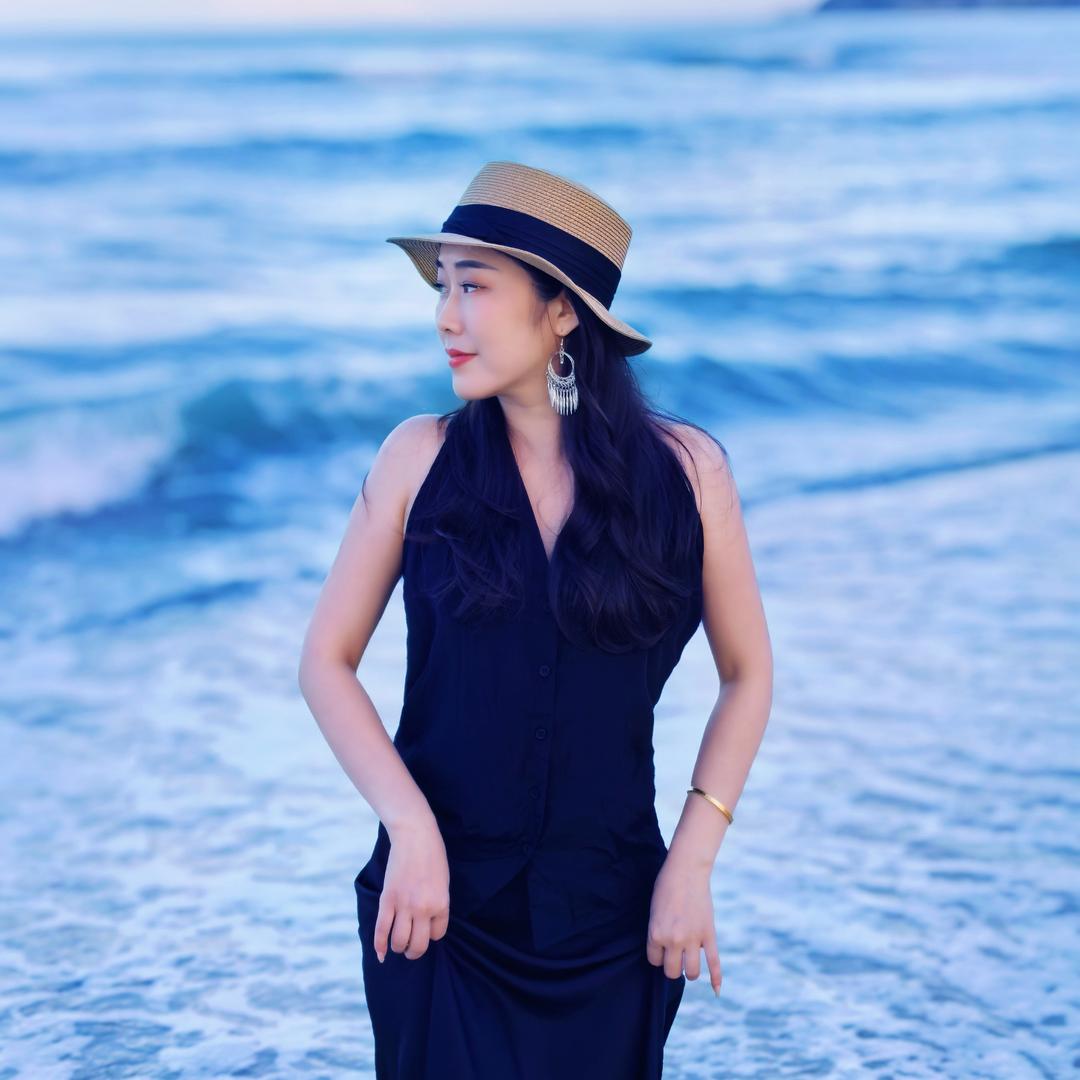 佰色定制衣柜门厂（各种造型门）