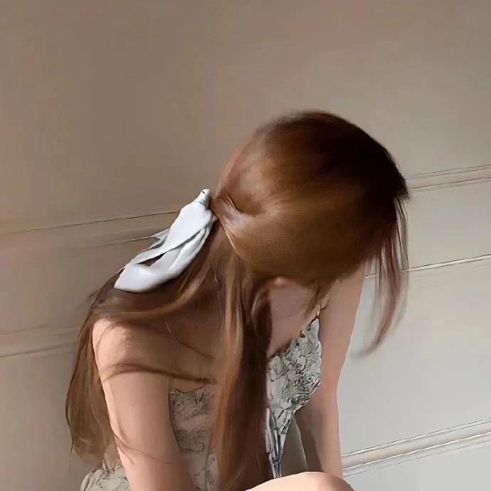头发乱了