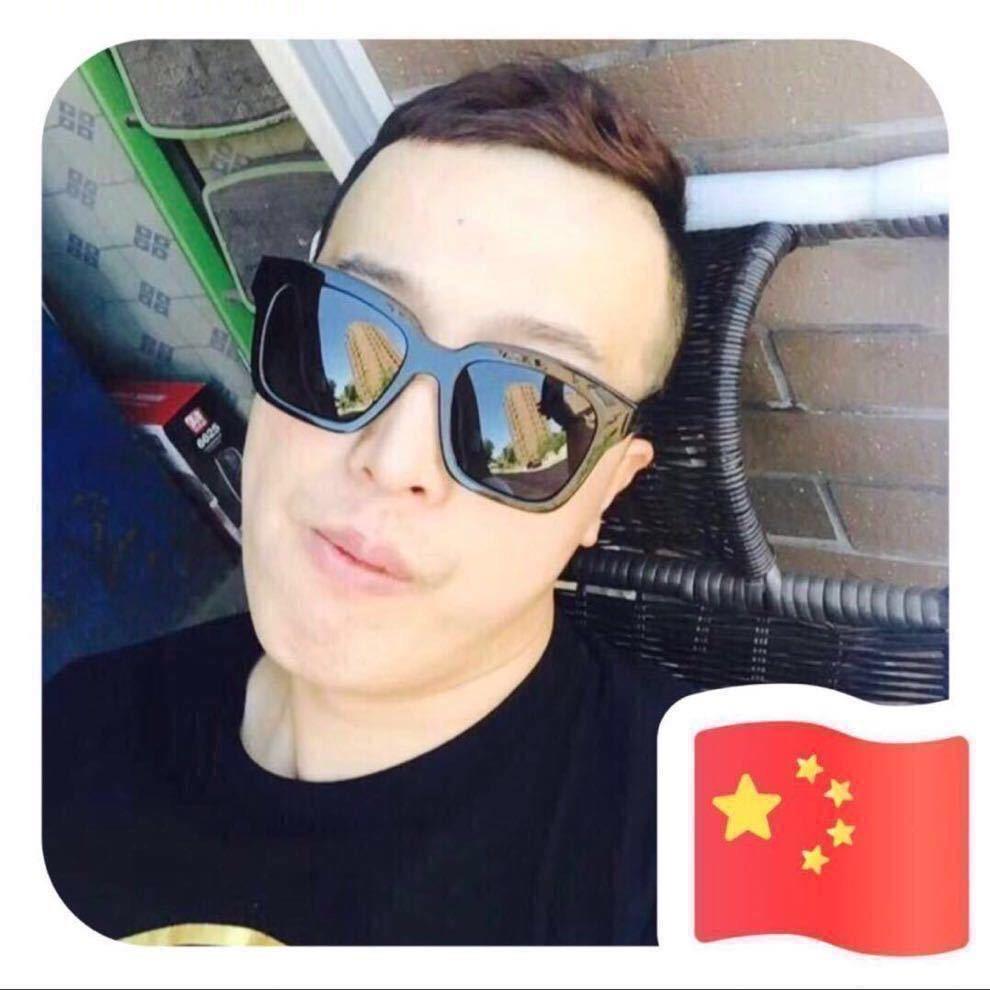 chris