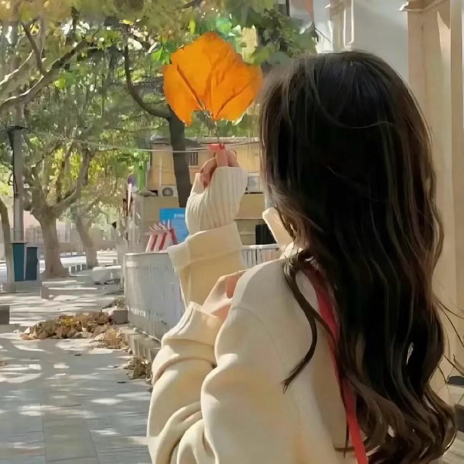 🍓果冻冻冻吖🌷