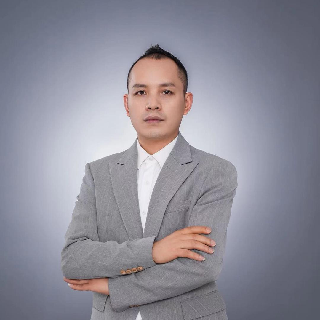 瞿四哥在泸州卖家具