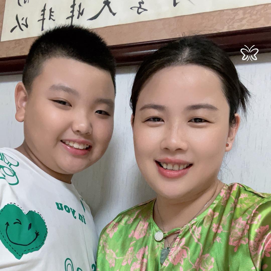 小肉糕蹭蹭长