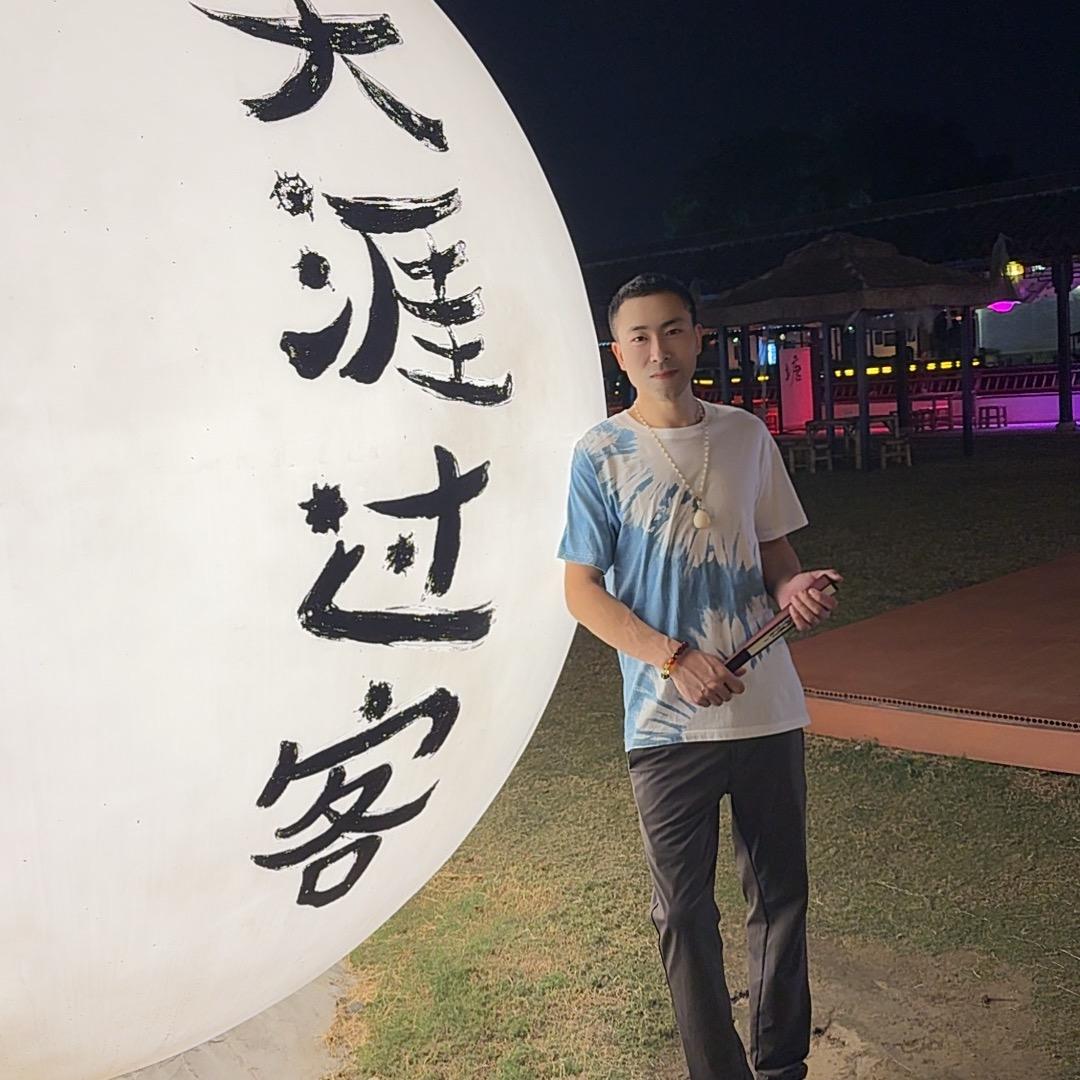 @蓝桉