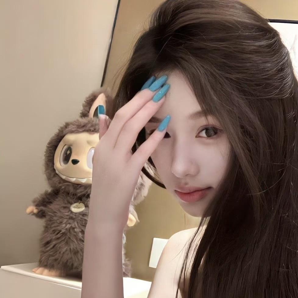 零一Lynne手工轻奢美甲