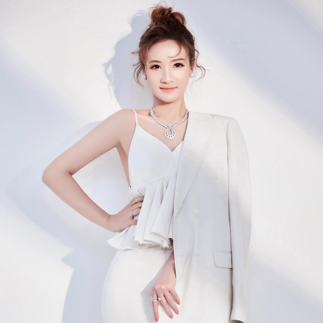 大唐菲儿服饰号
