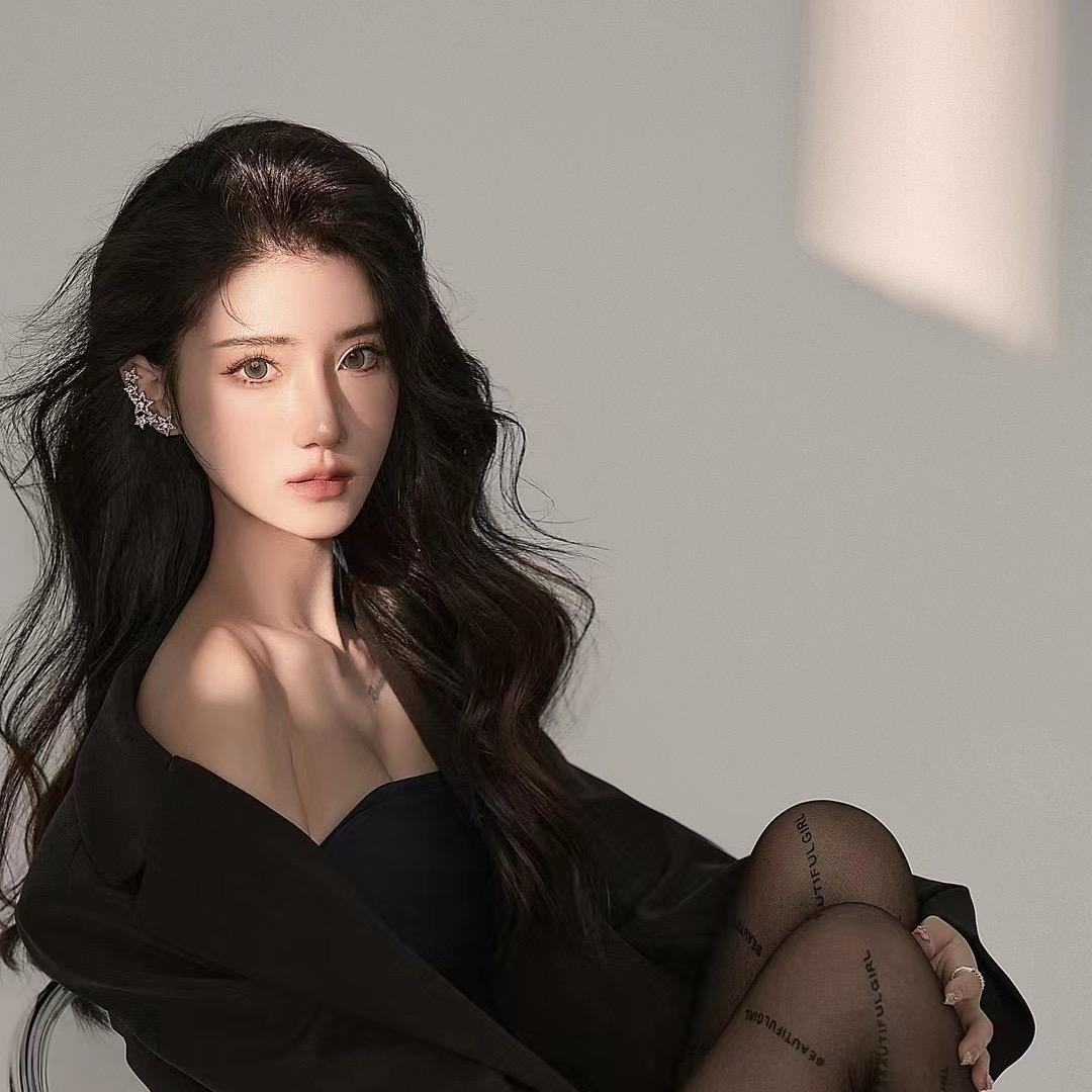 BAIWEI高奢女装