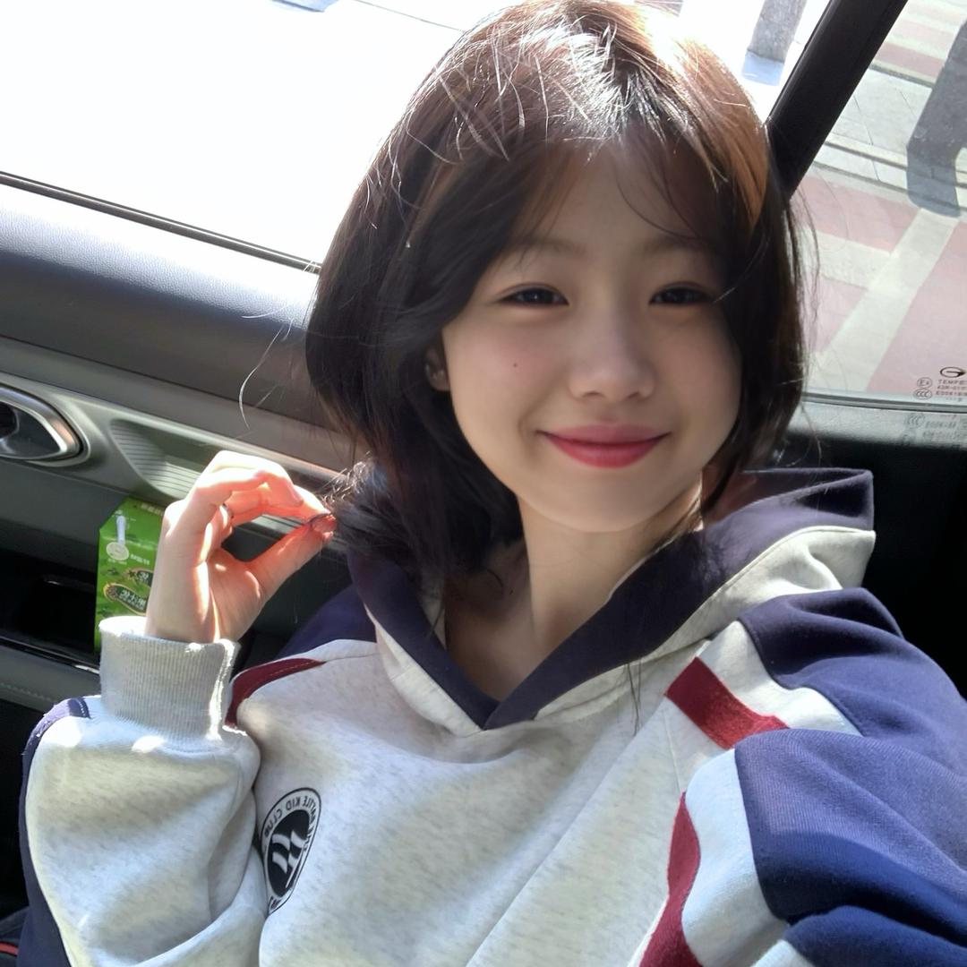 小玖.