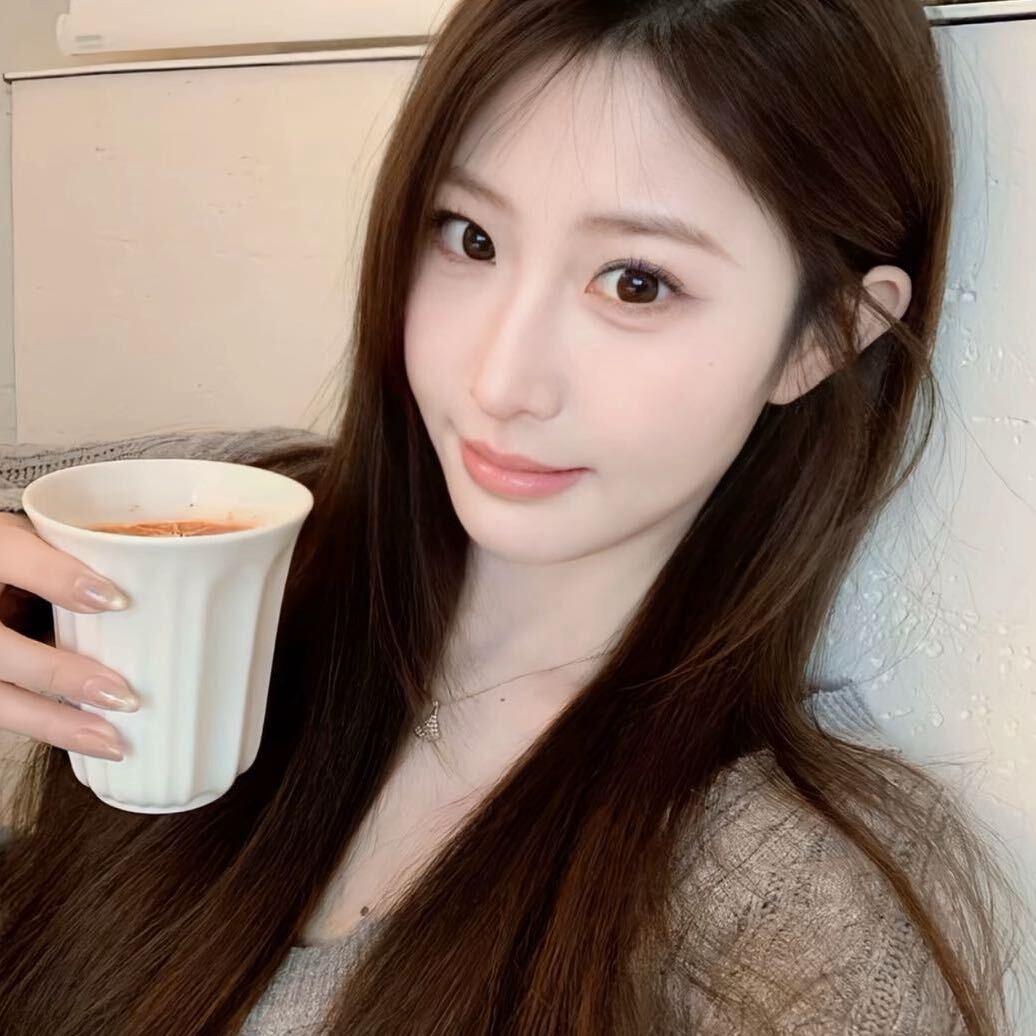 安朵朵-