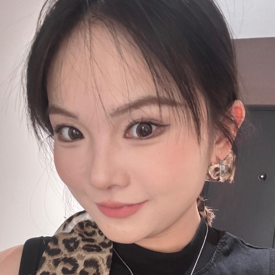 就吃这碗饭💄(勇闯自媒体