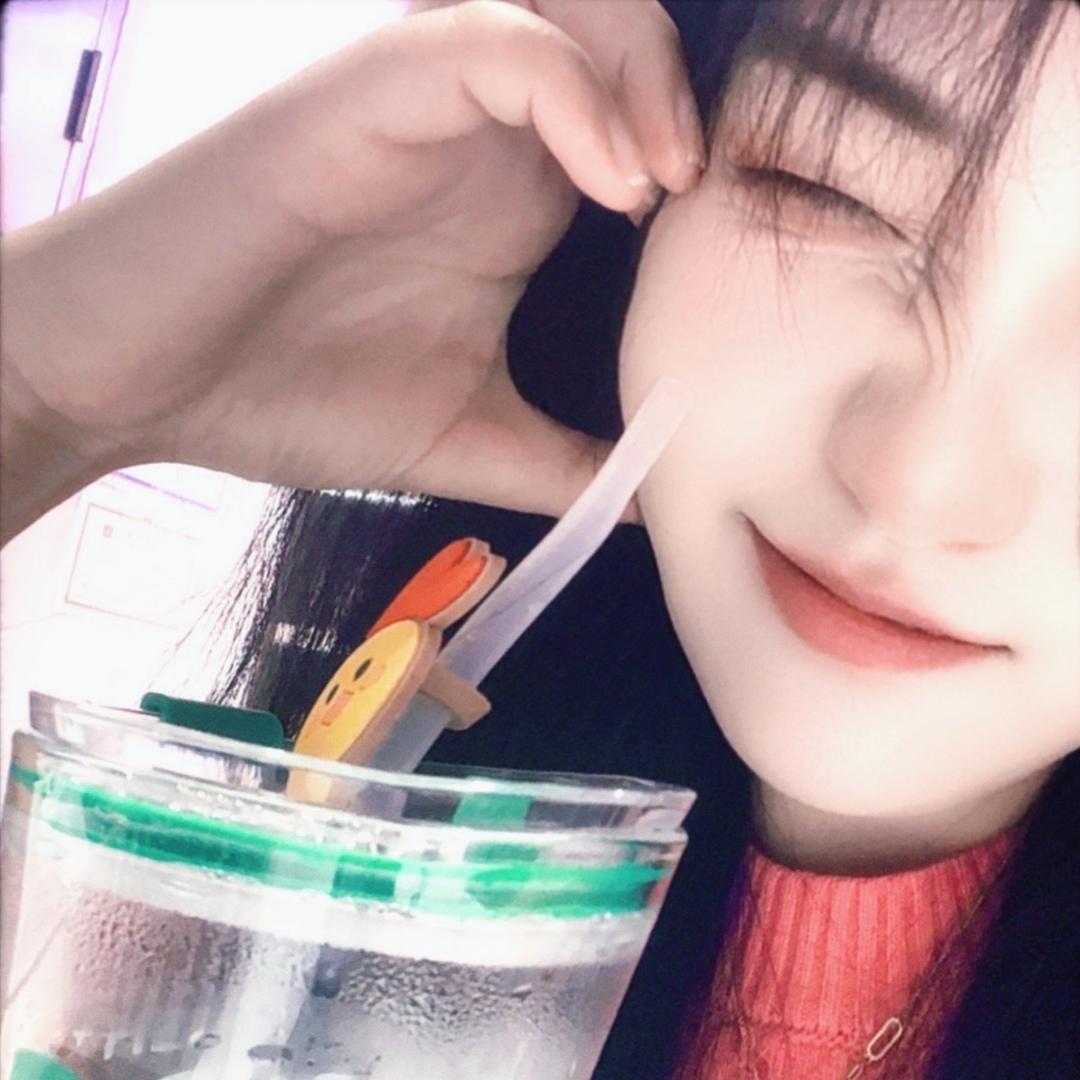 木木.
