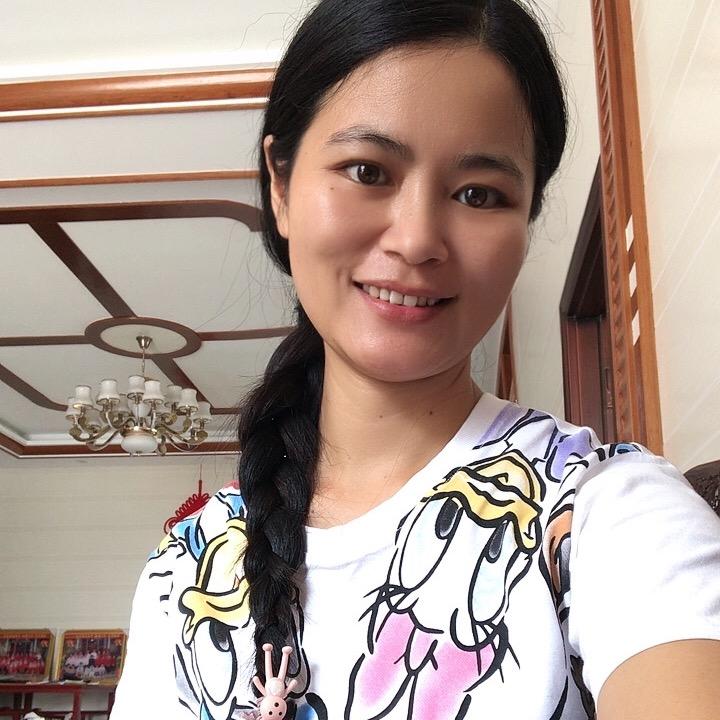 群姐．