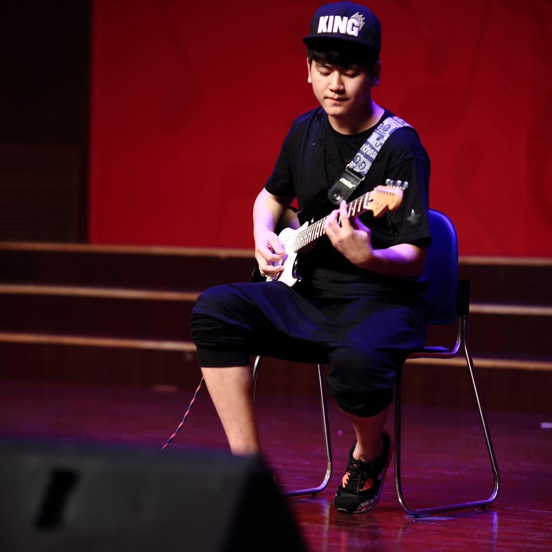 大阿森服饰男装