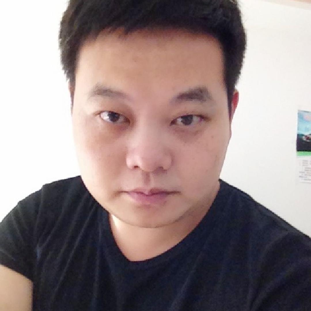 卖点胶贴标的刘科长