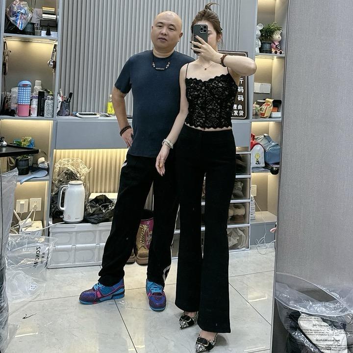 大老秋夫妇