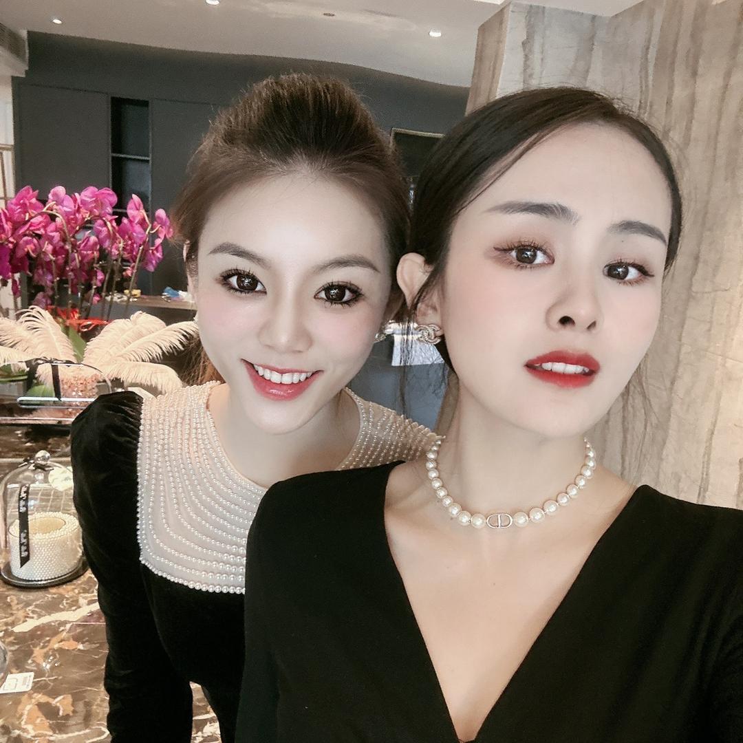 空姐气质穿搭分享