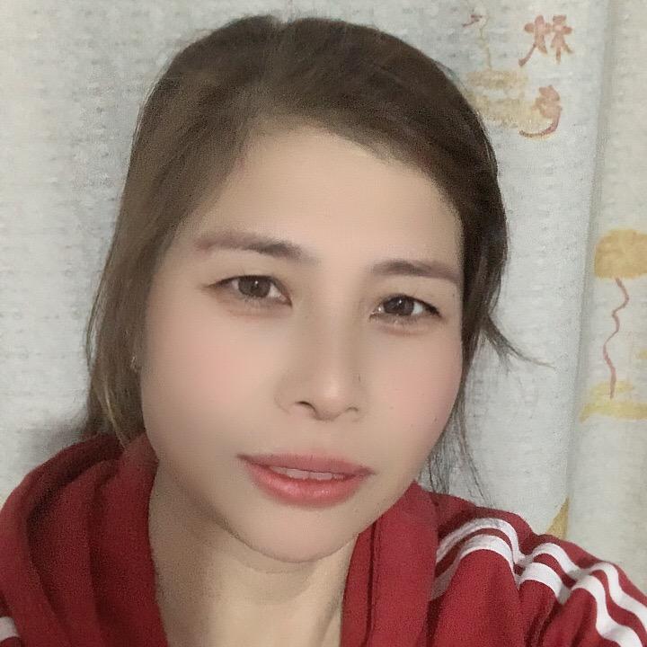 泰山燕姐小号大号中午12.30开播