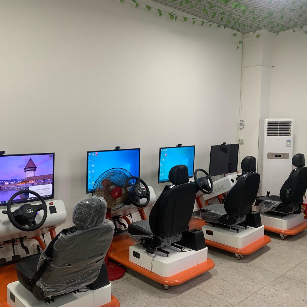 广工程校内驾校（伟达驾校）