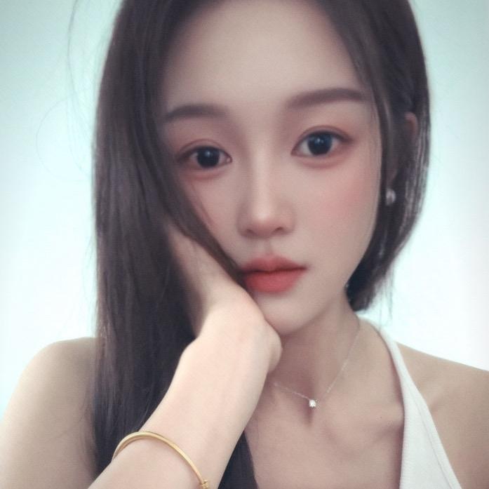᯽八月.