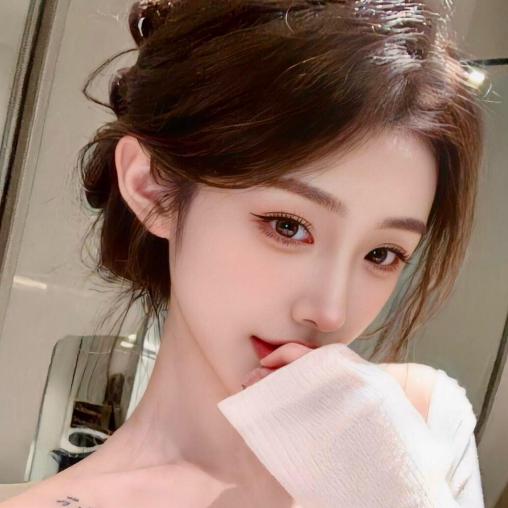 锦鲤附体的小妹纸👧